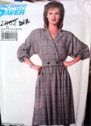 7862 MOCK WRAP KIMONO SLV COLLAR DRESS PATTERN 14-18